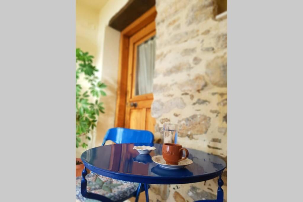 Traditional Cretan Stone House In The Center Of Crete Litos Exterior foto